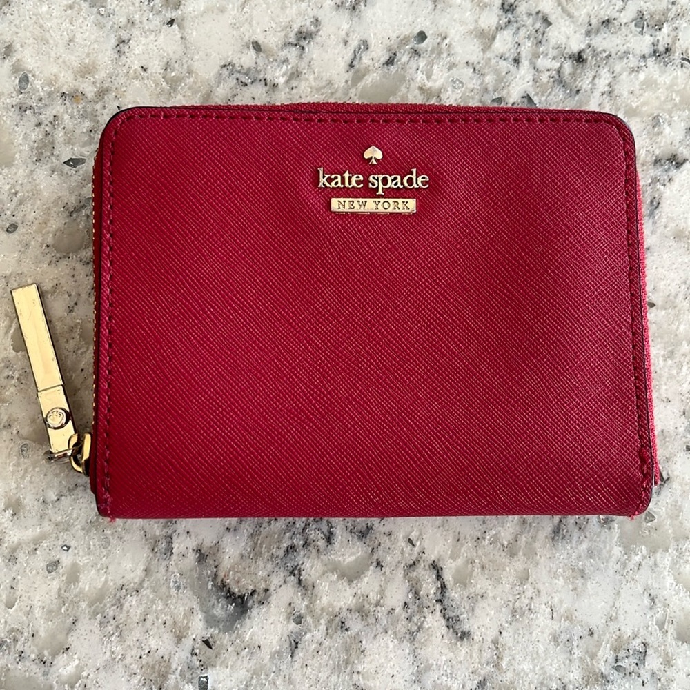Kate Spade Cameron Street Laine Wallet Red‎ Leather